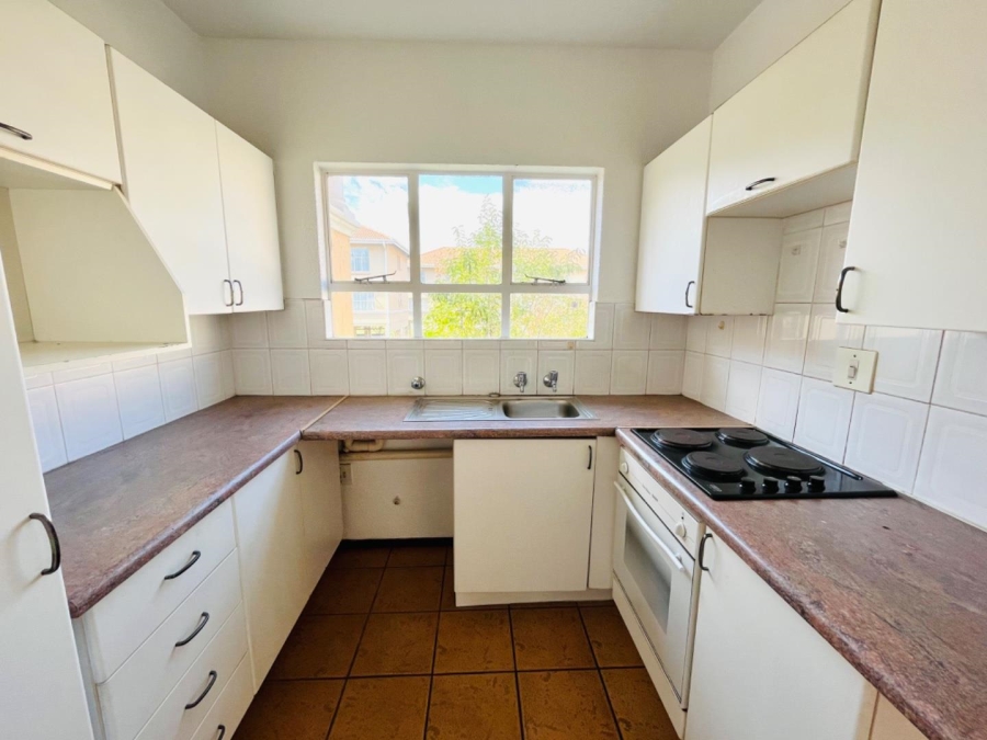 2 Bedroom Property for Sale in Three Rivers Proper Gauteng