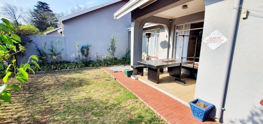 3 Bedroom Property for Sale in Three Rivers Proper Gauteng