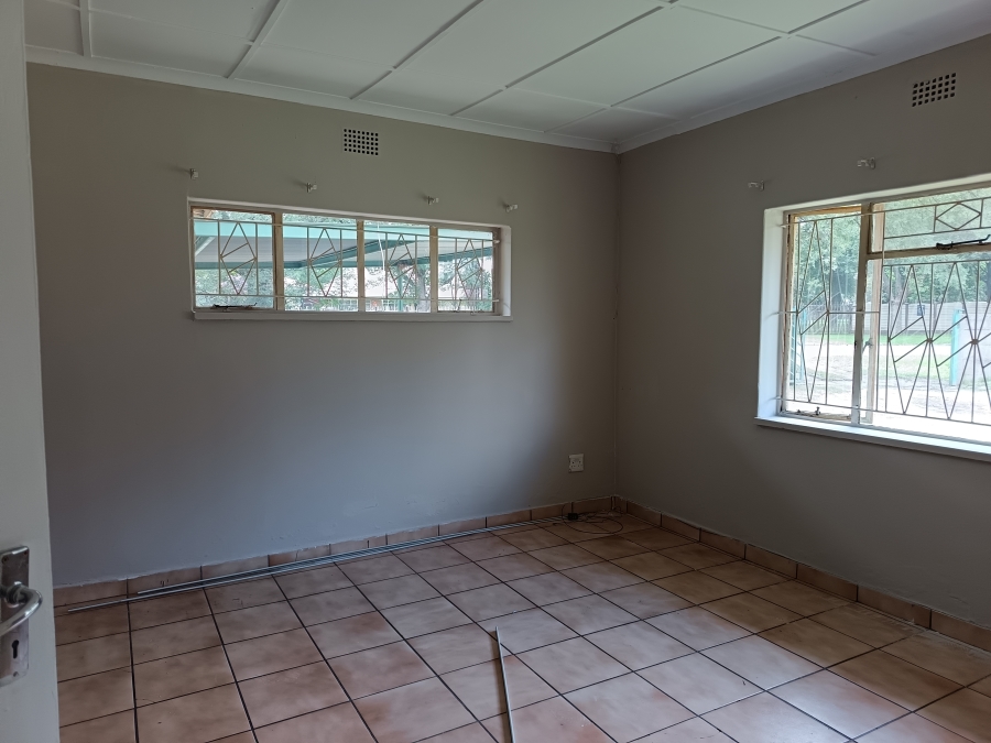 To Let 3 Bedroom Property for Rent in Three Rivers Gauteng