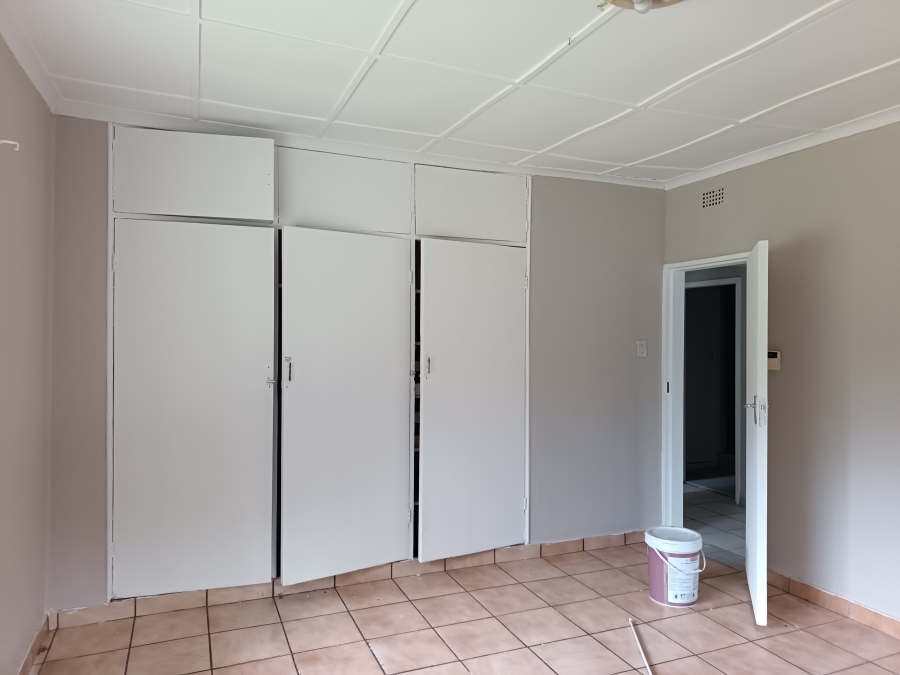 To Let 3 Bedroom Property for Rent in Three Rivers Gauteng