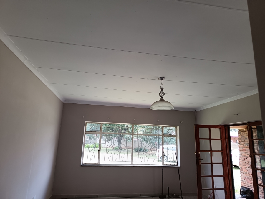 To Let 3 Bedroom Property for Rent in Three Rivers Gauteng