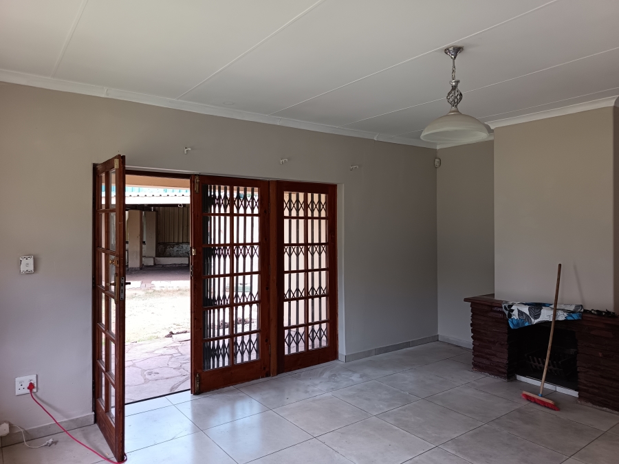 To Let 3 Bedroom Property for Rent in Three Rivers Gauteng