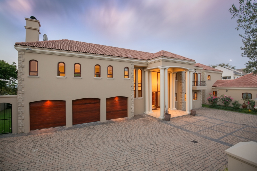 5 Bedroom Property for Sale in Fourways Gardens Gauteng