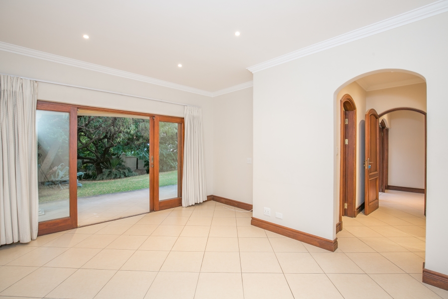 5 Bedroom Property for Sale in Fourways Gardens Gauteng