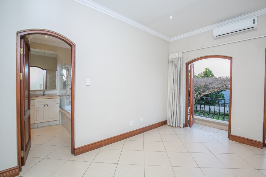 5 Bedroom Property for Sale in Fourways Gardens Gauteng