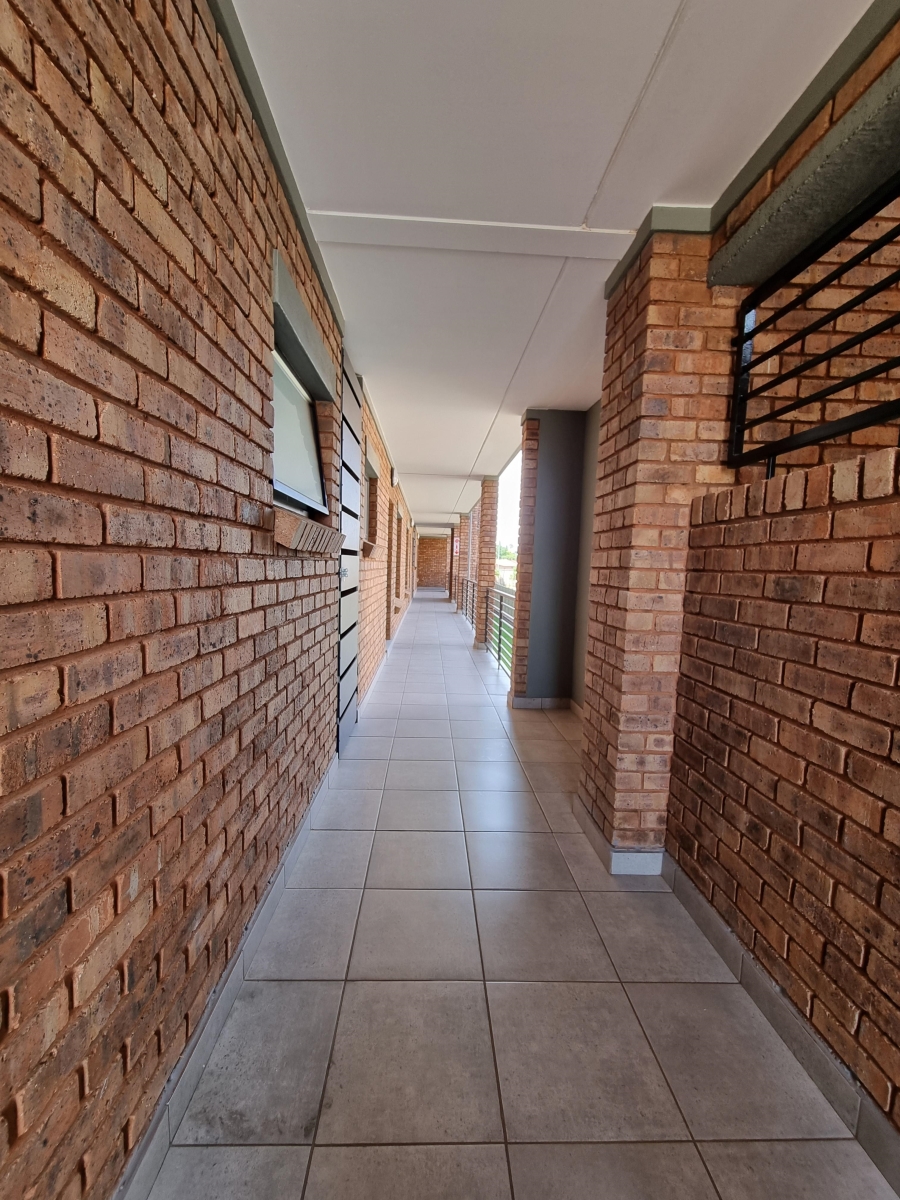 2 Bedroom Property for Sale in Benoni Central Gauteng