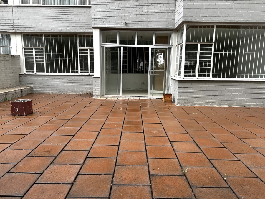 To Let 3 Bedroom Property for Rent in Killarney Gauteng