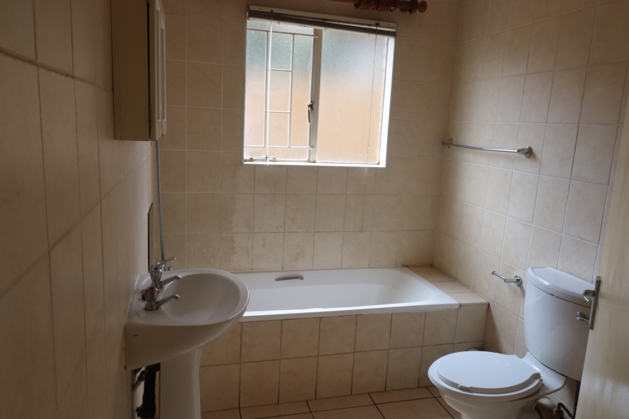 To Let 2 Bedroom Property for Rent in Terenure Gauteng