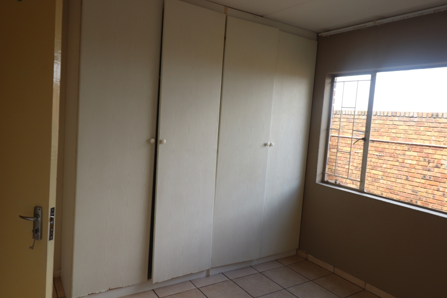 To Let 2 Bedroom Property for Rent in Terenure Gauteng