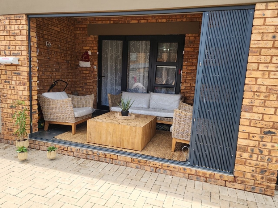 3 Bedroom Property for Sale in Ravenswood Gauteng