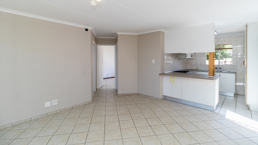 To Let 2 Bedroom Property for Rent in Sundowner Gauteng