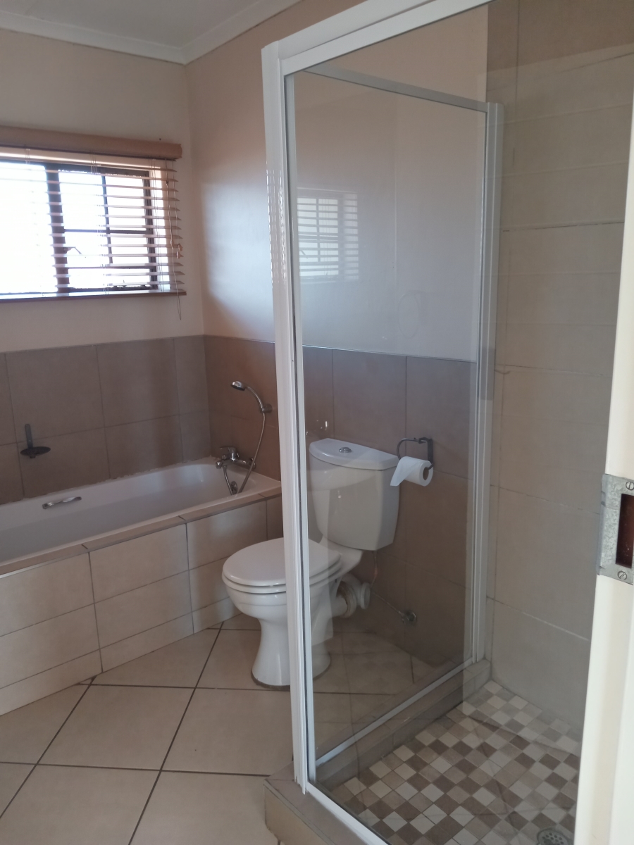 To Let 2 Bedroom Property for Rent in Sagewood Gauteng