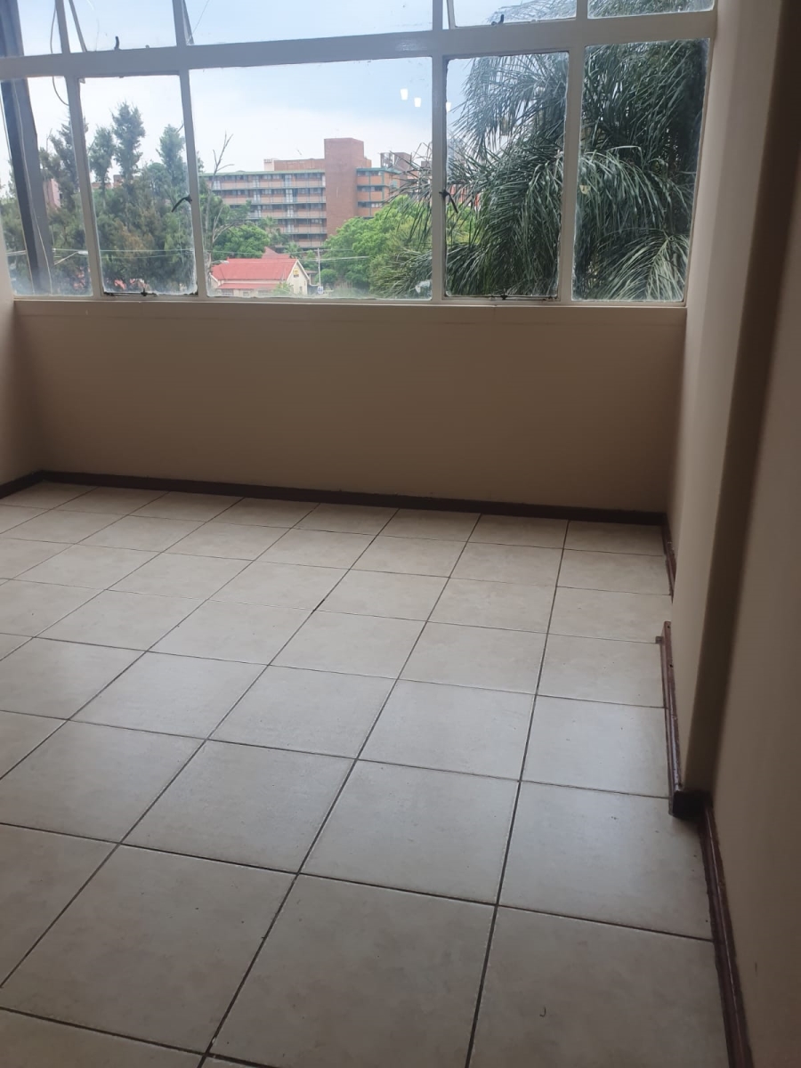 2 Bedroom Property for Sale in Sunnyside Gauteng