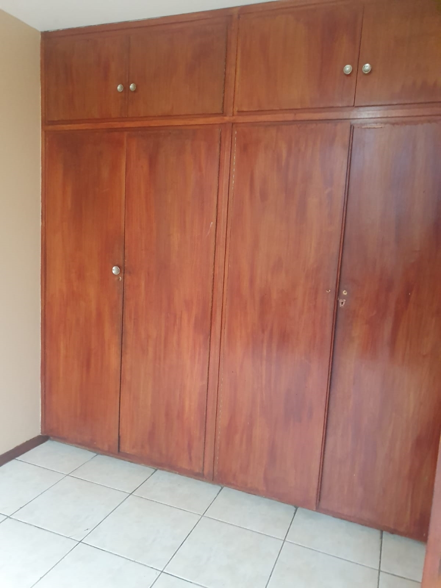 2 Bedroom Property for Sale in Sunnyside Gauteng