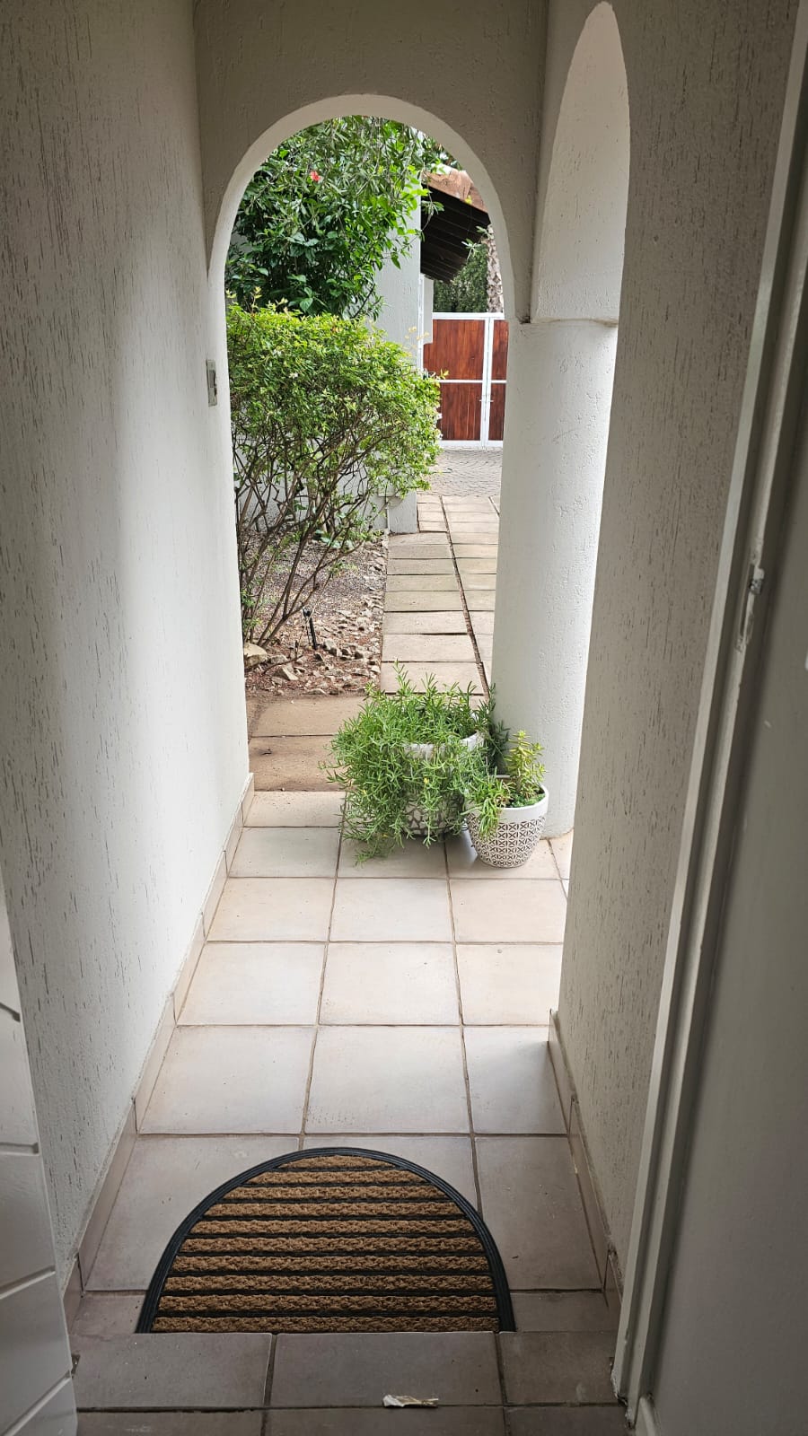 To Let 1 Bedroom Property for Rent in Silver Lakes Golf Estate Gauteng