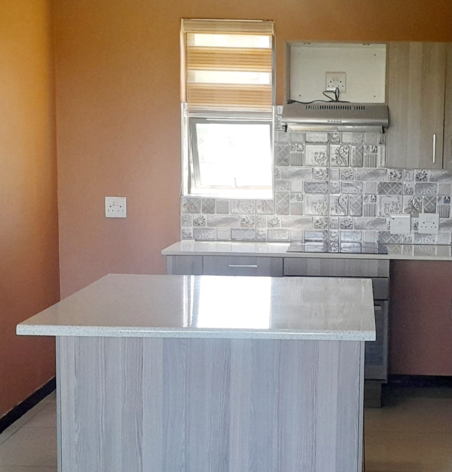 To Let 2 Bedroom Property for Rent in Jackal Creek Golf Estate Gauteng