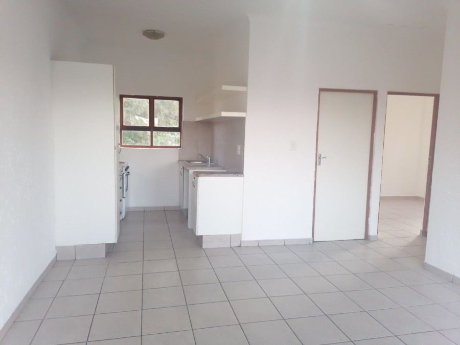 To Let 2 Bedroom Property for Rent in Amorosa Gauteng