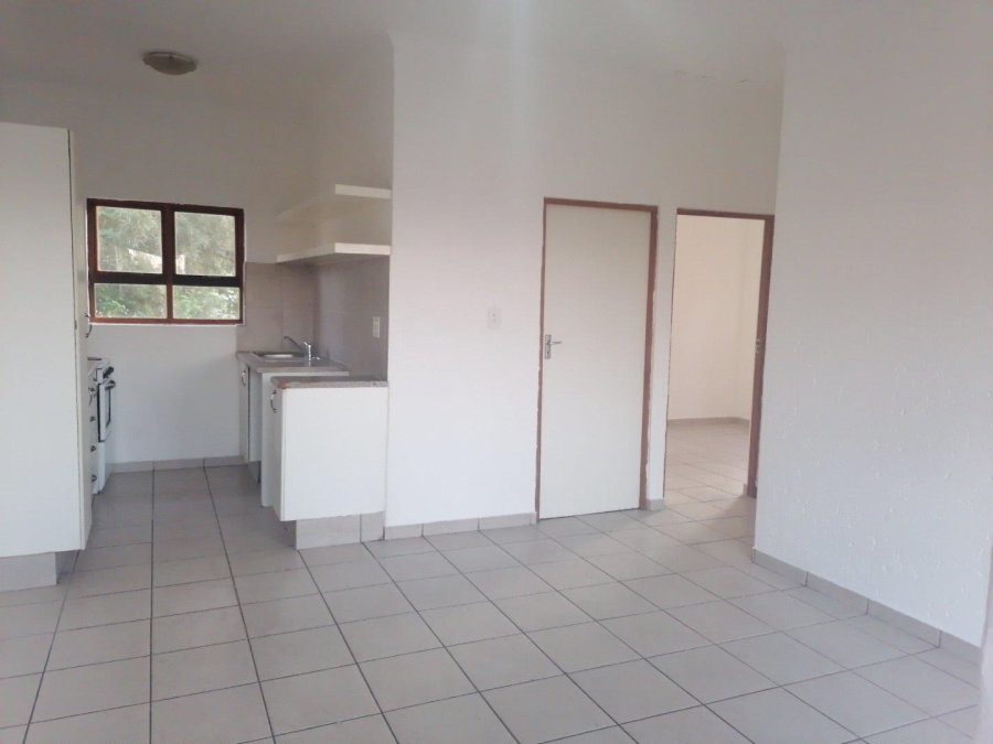 To Let 2 Bedroom Property for Rent in Amorosa Gauteng