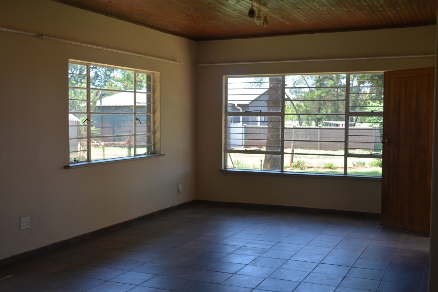 To Let 3 Bedroom Property for Rent in Tarlton Gauteng