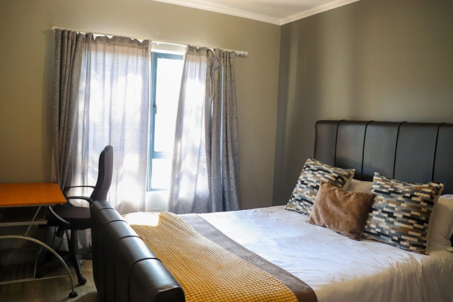 To Let 1 Bedroom Property for Rent in Bryanston Gauteng