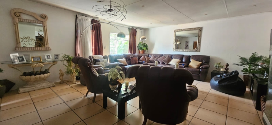 5 Bedroom Property for Sale in Alberton Central Gauteng