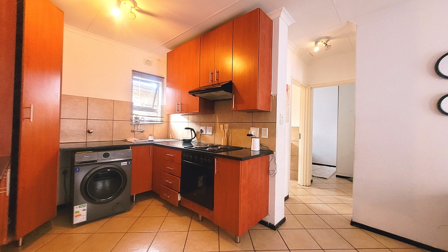 To Let 2 Bedroom Property for Rent in Albertsdal Gauteng