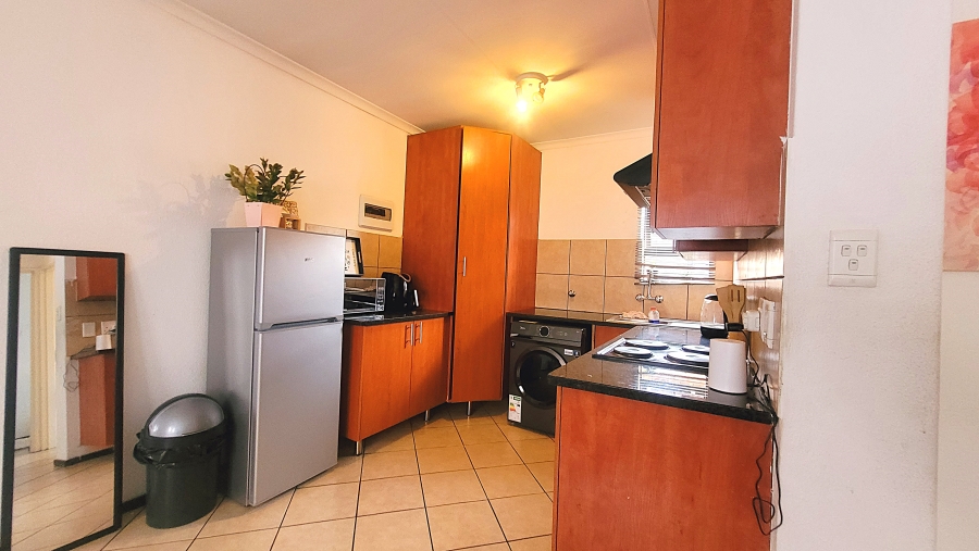 To Let 2 Bedroom Property for Rent in Albertsdal Gauteng