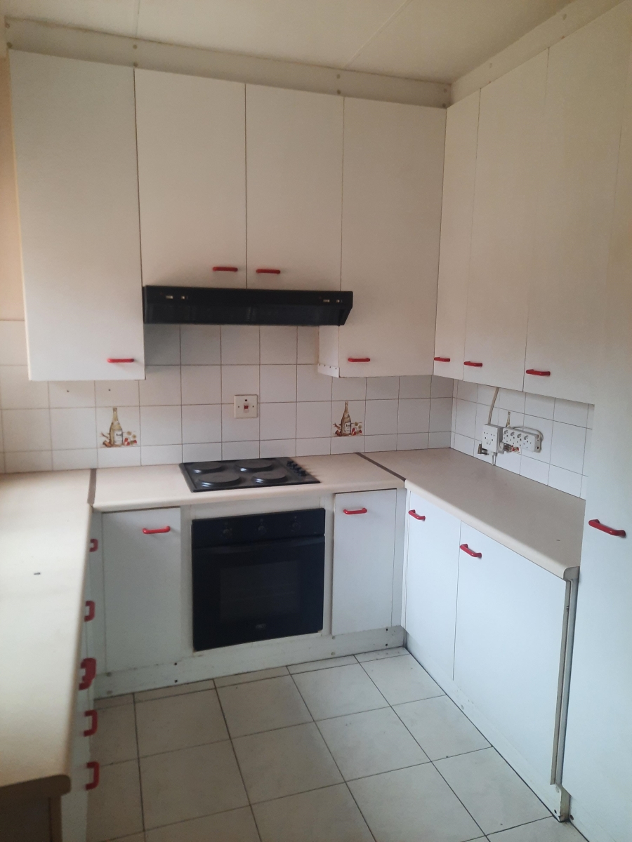 To Let 2 Bedroom Property for Rent in Birchleigh Gauteng