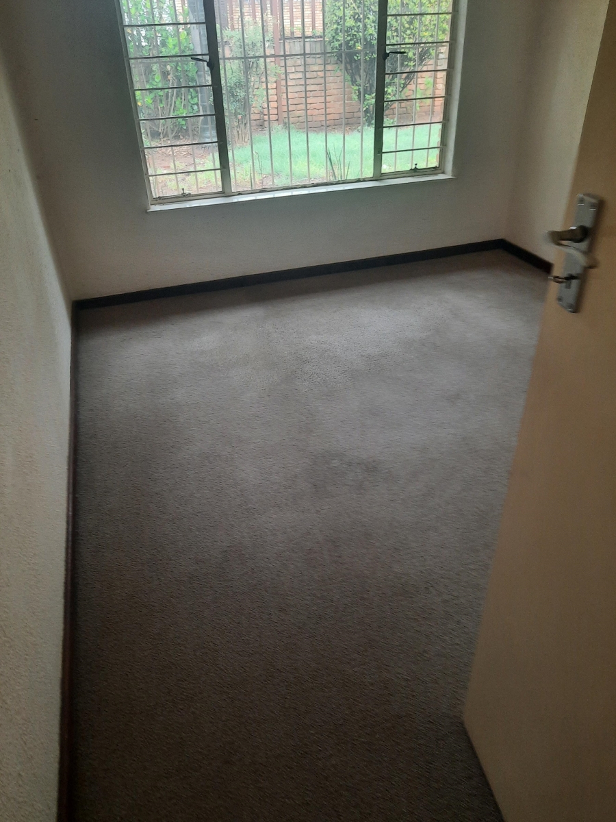 To Let 2 Bedroom Property for Rent in Birchleigh Gauteng