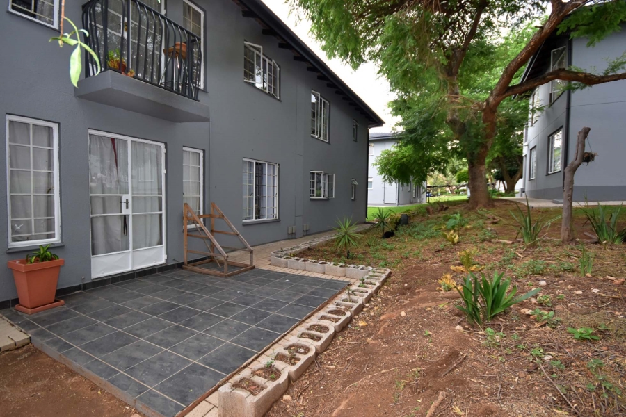 1 Bedroom Property for Sale in Boskruin Gauteng