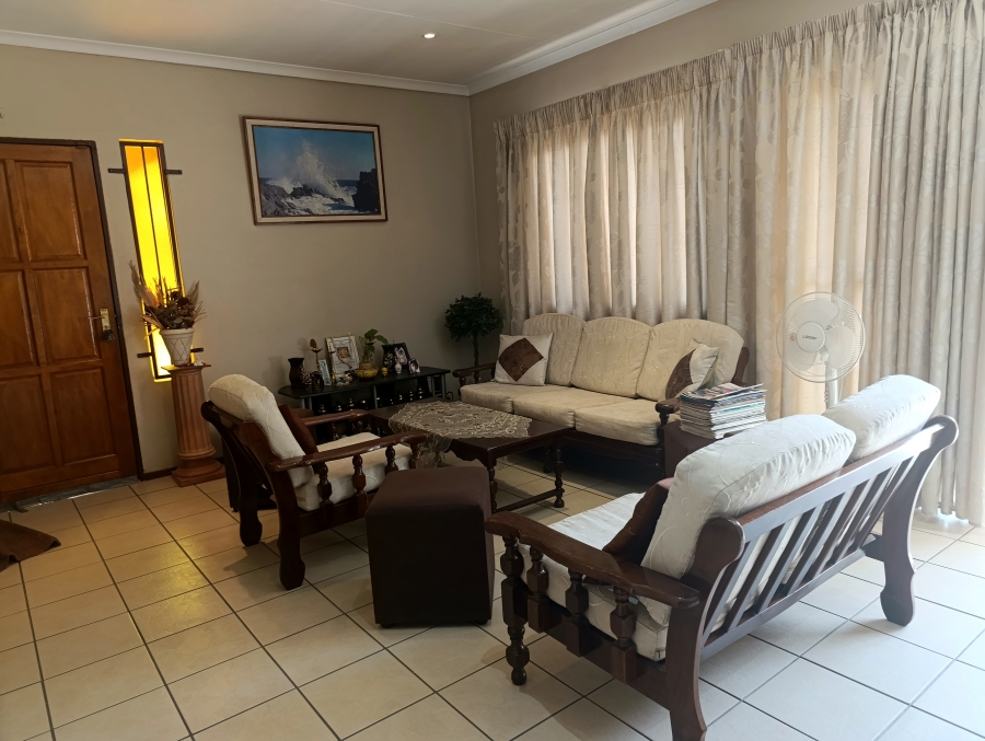 2 Bedroom Property for Sale in Halfway Gardens Gauteng