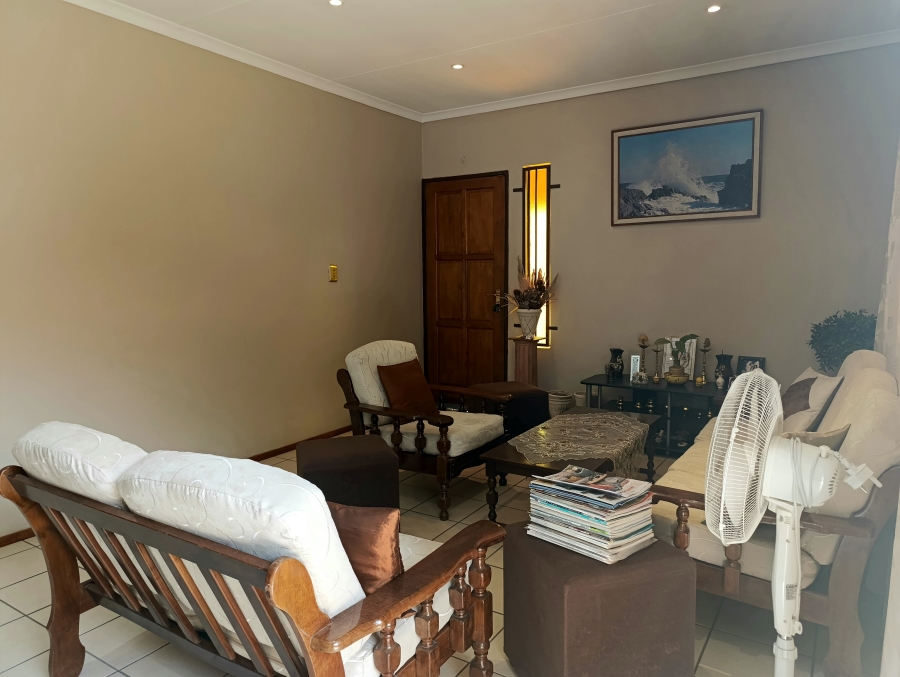 2 Bedroom Property for Sale in Halfway Gardens Gauteng