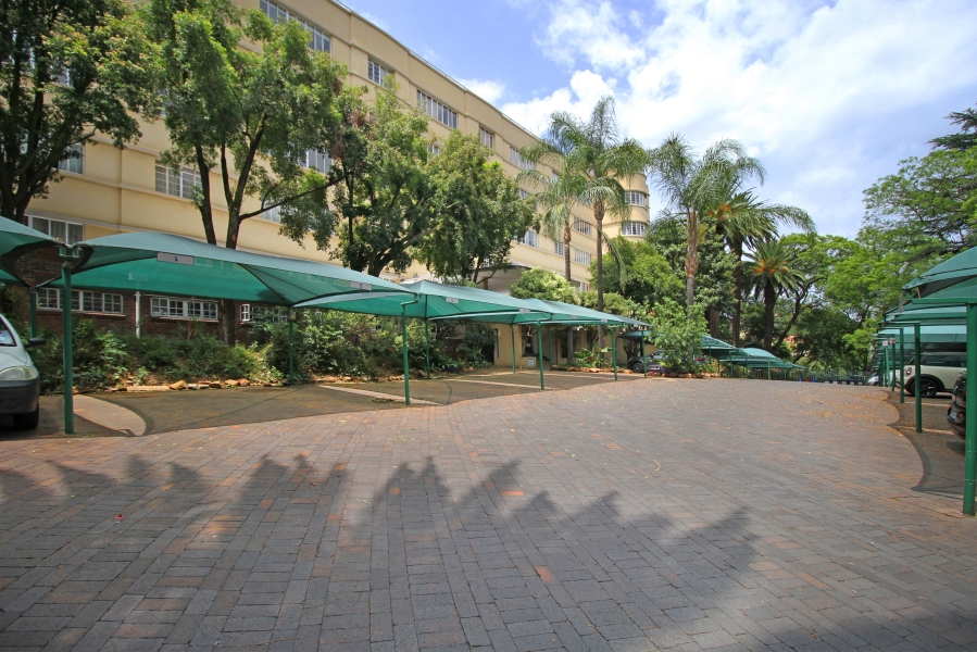 1 Bedroom Property for Sale in Houghton Estate Gauteng