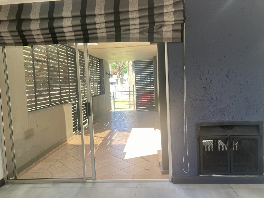 3 Bedroom Property for Sale in Houghton Estate Gauteng