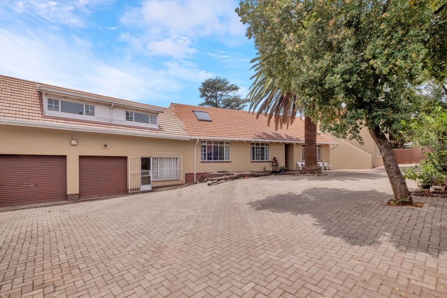 10 Bedroom Property for Sale in Franklin Roosevelt Park Gauteng