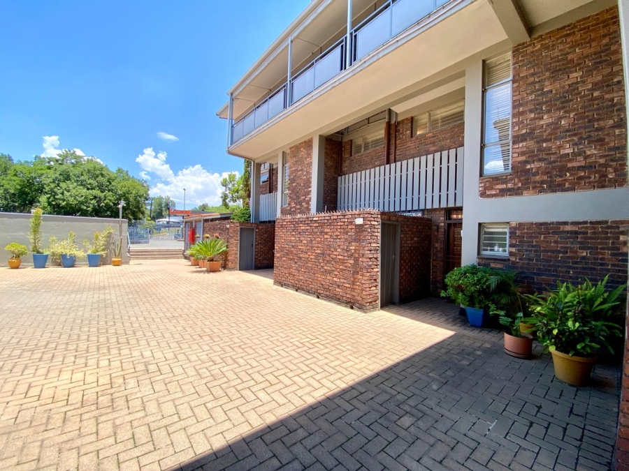 To Let 2 Bedroom Property for Rent in Craighall Gauteng