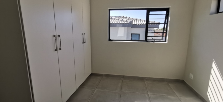 3 Bedroom Property for Sale in Little Falls Gauteng