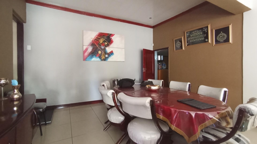 6 Bedroom Property for Sale in Florida Park Gauteng