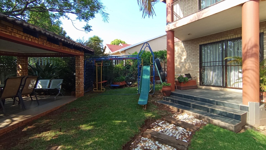 6 Bedroom Property for Sale in Florida Park Gauteng