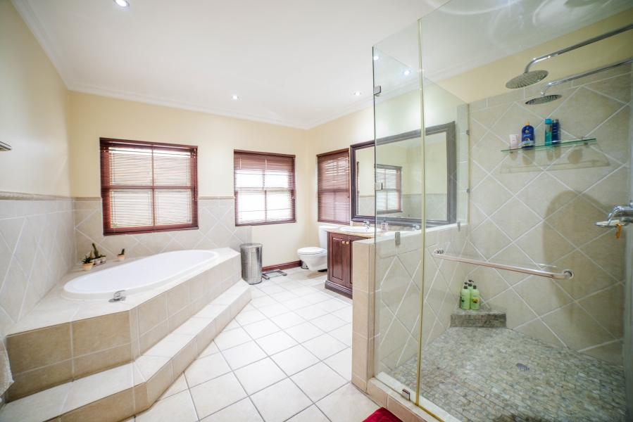 4 Bedroom Property for Sale in Dainfern Gauteng