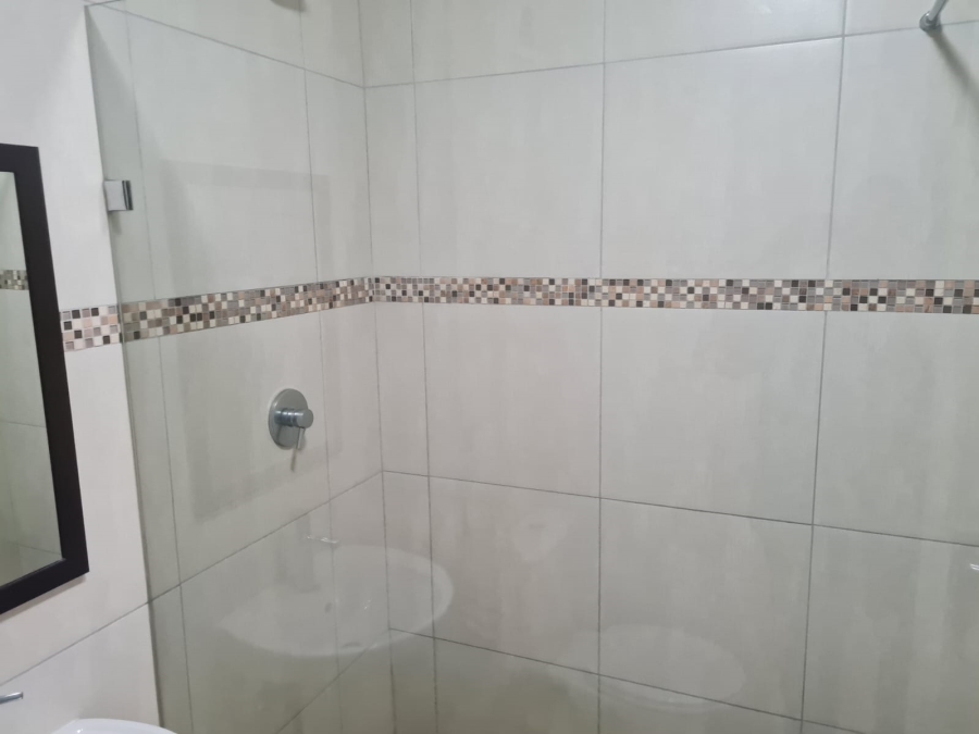 2 Bedroom Property for Sale in Eden Glen Gauteng