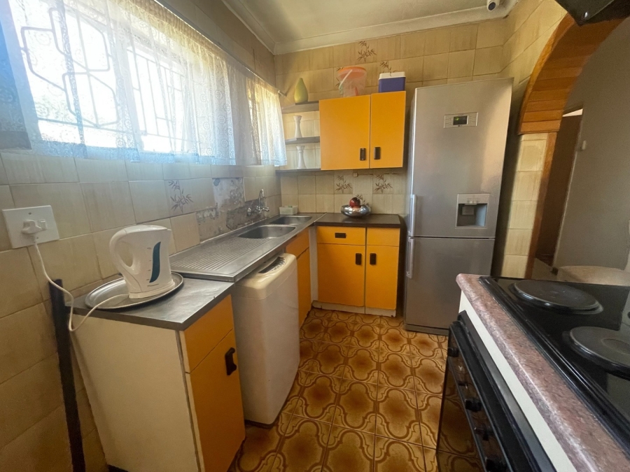 2 Bedroom Property for Sale in Lenasia Ext 10 Gauteng