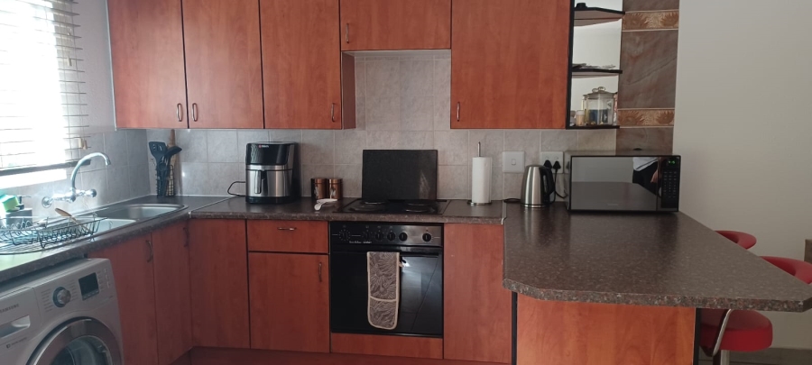 To Let 2 Bedroom Property for Rent in Kensington Gauteng