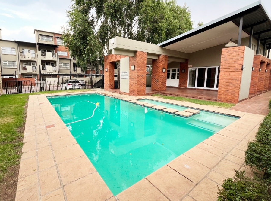 To Let 1 Bedroom Property for Rent in Lonehill Gauteng