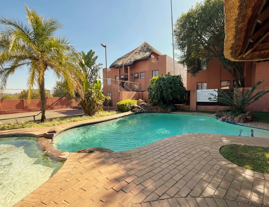 1 Bedroom Property for Sale in Sunninghill Gauteng