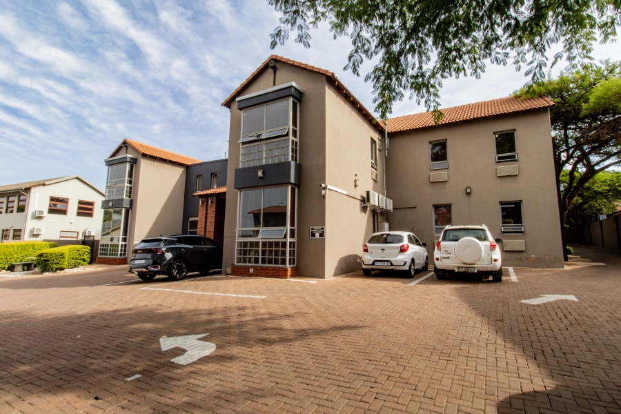 Commercial Property for Sale in Eldoraigne Gauteng