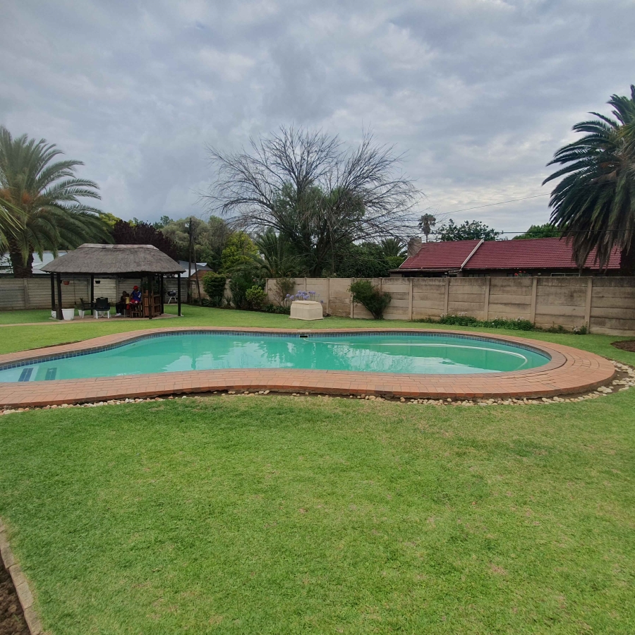 4 Bedroom Property for Sale in Sharon Park Gauteng