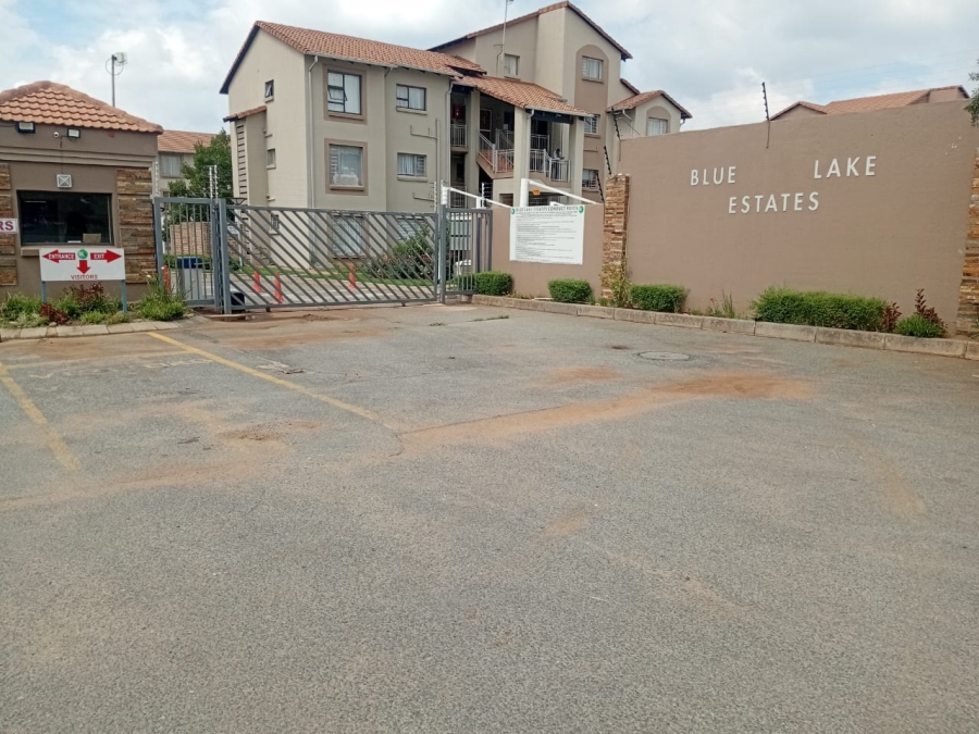 To Let 3 Bedroom Property for Rent in Kleinfontein Gauteng