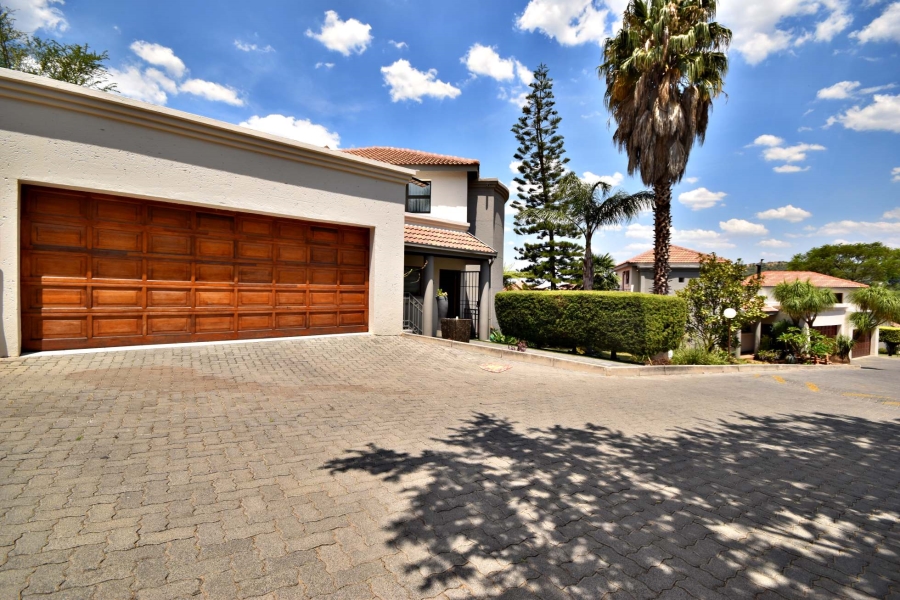 3 Bedroom Property for Sale in Boskruin Gauteng