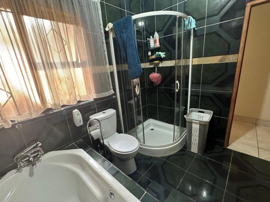 To Let 3 Bedroom Property for Rent in Montana Gauteng